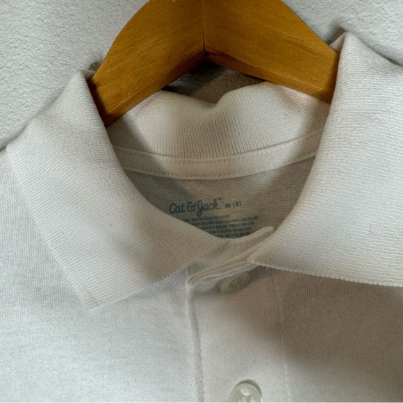 New Boy’s Cat & Jack White Polo Uniform Style Shirt Size M (8) - Picture 4 of 5